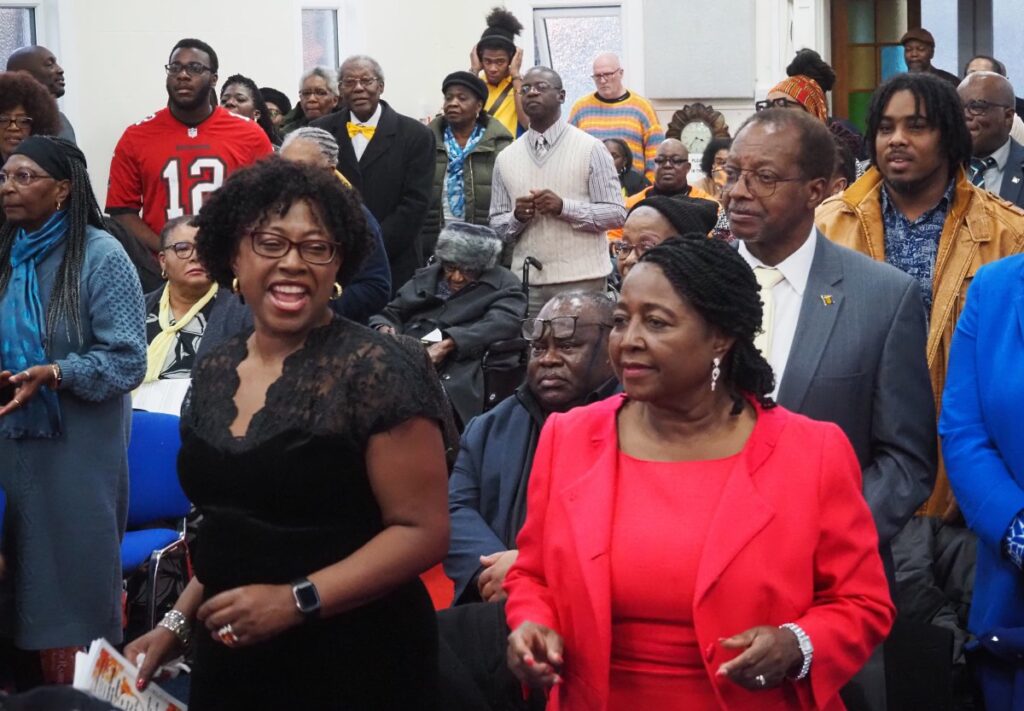 Local International Opera Singer Alison Buchanan Far Left At Barbados Service Pics Bytyrone Roach